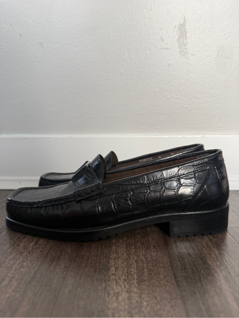 Vintage Bally Tempest Croc Embossed Leather Loafers Black Size 6
